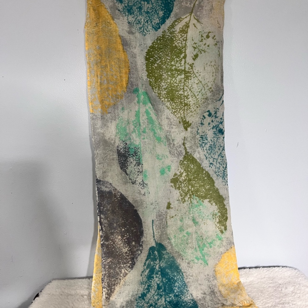 Adolfo Dominguez White Merino Wool Scarf NWT - Picture 12 of 16